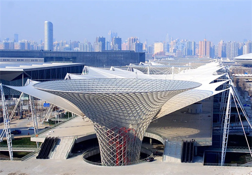 PTFE膜材的巔峰應用：上海世博會陽光谷與索膜結構融合創新